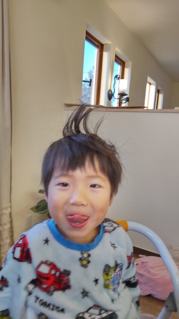 不登校を乗り越える親、悪化させる親